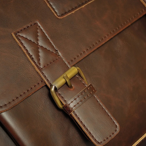 Men's Leather Bag - Picture 9 of 16